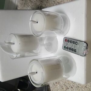 New 3 piece candle with remote